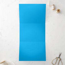 Tarjeta Tríptica Un fondo azul brillante sólido sin ningún patrón