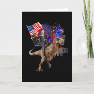 Tarjeta Trump montando un dinosaurio T-rex apoya a Trump