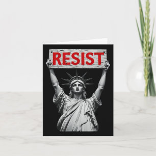 Tarjeta Trump se resiste a la protesta contra la política
