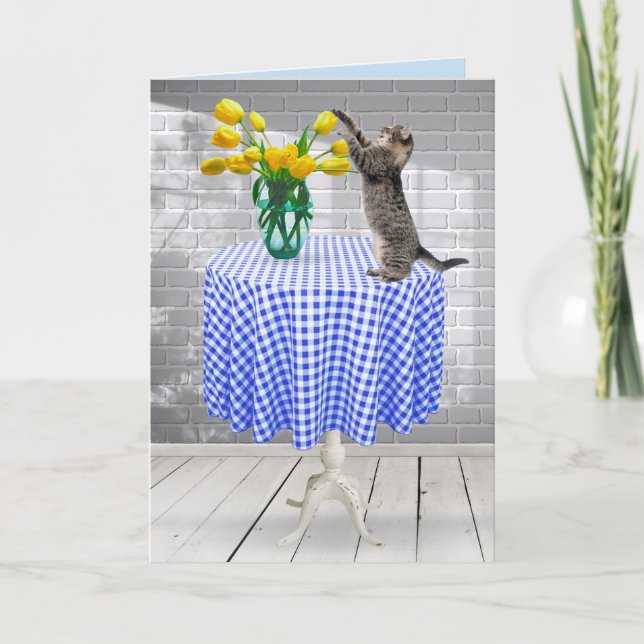 Tarjeta Tulipanes Amarillos De Cumpleaños Con Gato (Anverso)