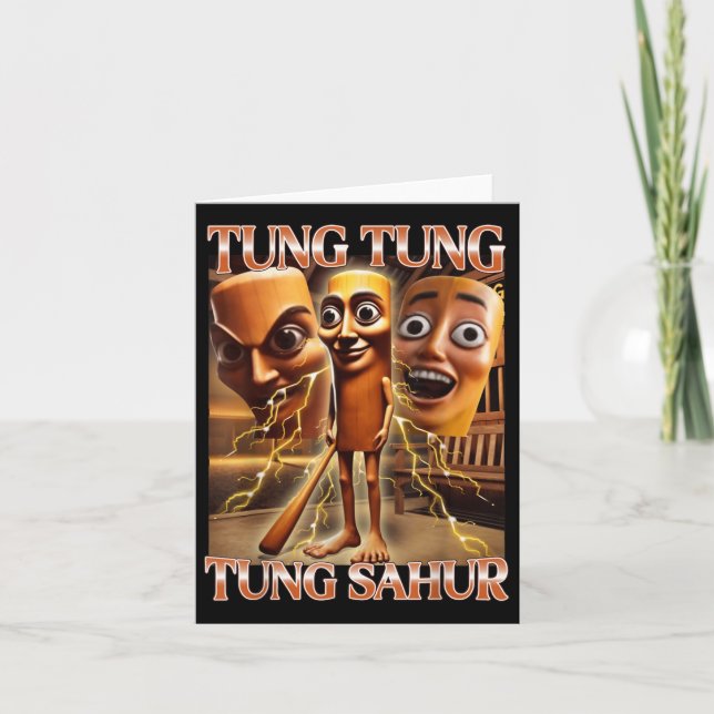 Tarjeta Tung Tung Tung Sahur Meme italiano sobre el loro (Anverso)