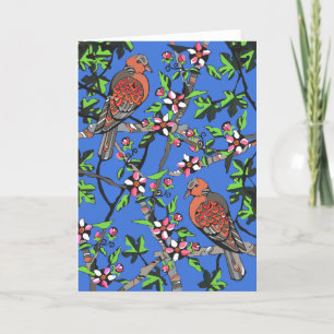 Tarjeta Turtledoves entre los florecimiento