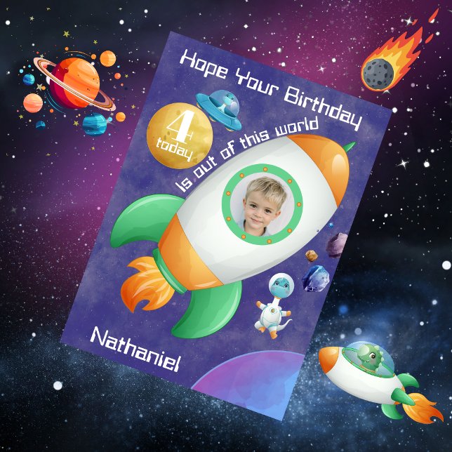 Tarjeta Un Cumpleaños Temático de Espacio en una Foto (Subido por el creador)