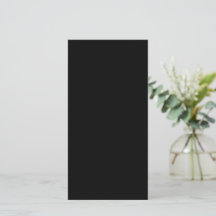 Un fondo negro sólido y liso llena la imagen