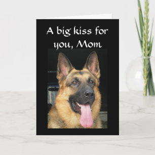 TARJETA UN GRAN BESO EN EL DÍA DE LA MADRE