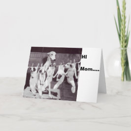 Tarjeta Un Greyhound feliz con sus cachorros '55 de Nat Fe