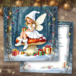 Tarjeta Un hada de Navidad en un núcleo de cabaña de hongo