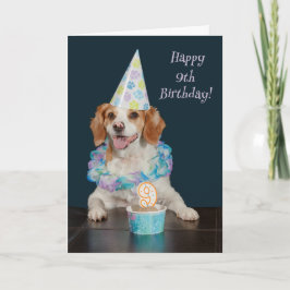 Tarjeta ¡Un perro lindo celebrando su noveno cumpleaños!