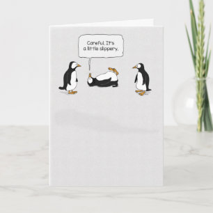 Tarjeta Un pingüino lindo y gracioso se desliza con el hie