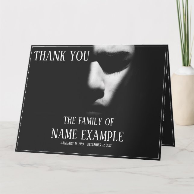 Tarjeta Una cara dormida a media sombra (Anverso)