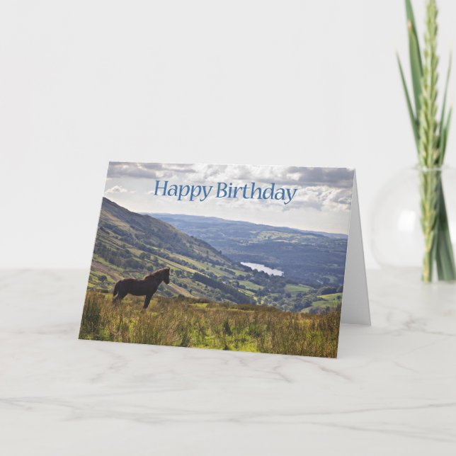 Tarjeta Una carta de cumpleaños de caballo y paisaje (Anverso)