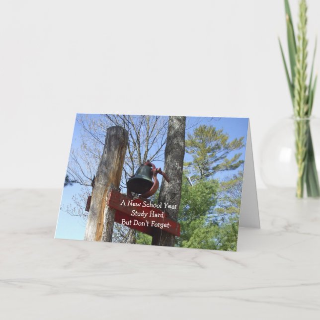 Tarjeta Una escena de campana de un nuevo año escolar (Anverso)