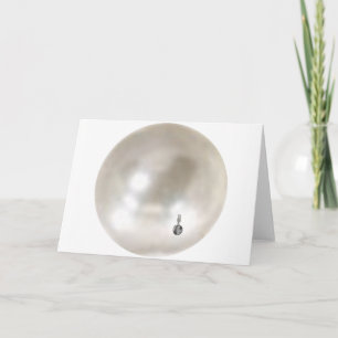 Tarjeta Una perla con un pendiente del chica