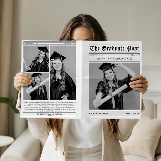 Tarjeta Unique Newspaper Graduation 4 Photo Collage 2026  (Subido por el creador)
