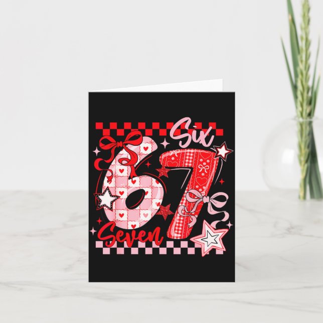 Tarjeta Valentine's Day 67 Six Seven Preppy Hearts Coquett (Anverso)