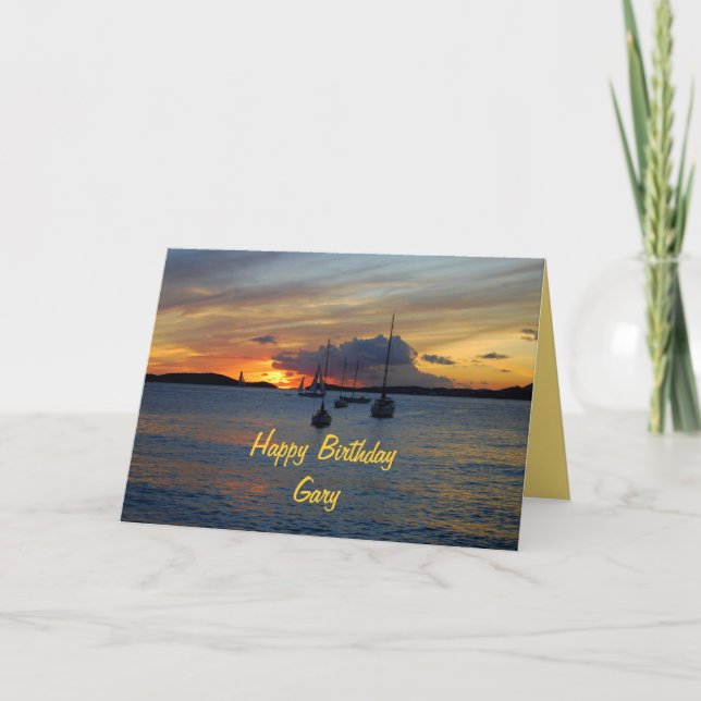 Tarjeta Veleros del feliz cumpleaños de Gary en la puesta (Anverso)