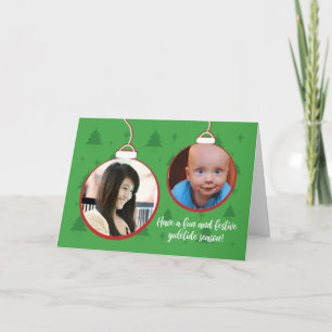 Tarjeta Verdes de temporada navideña de Yuletide con adorn