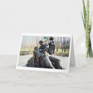 Tarjeta Vietnam cuida el monumento