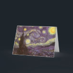 Tarjeta Vincent van Gogh - Noche Starry<br><div class="desc">Noche estrellada (1889) de Vincent van Gogh es una pintura vintage de la naturaleza del paisaje artístico de arte fino. Vista de una ciudad en un valle por la noche con nubes girando, las estrellas brillando y una hermosa luna dorada de media luna amarilla. Se pintó durante el día desde...</div>