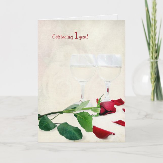 Tarjeta Vino del primer aniversario y rosas (Anverso)