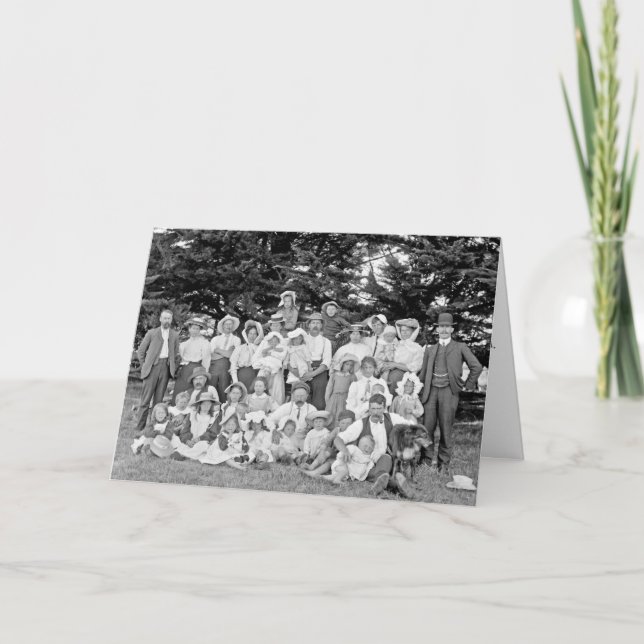 Tarjeta Vintage - Payasos de Reunión Familiar, (Anverso)