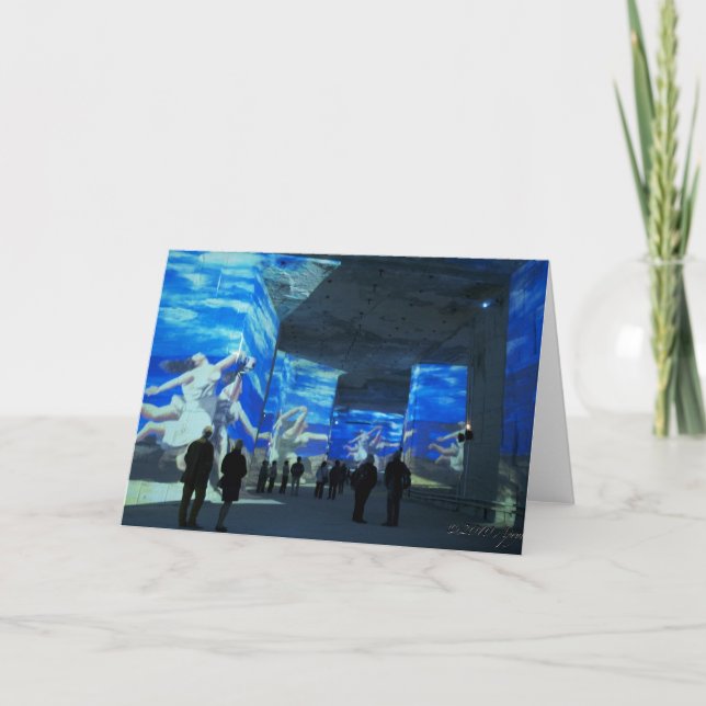 Tarjeta ¡Viva hacia fuera ruidosamente! (Anverso)