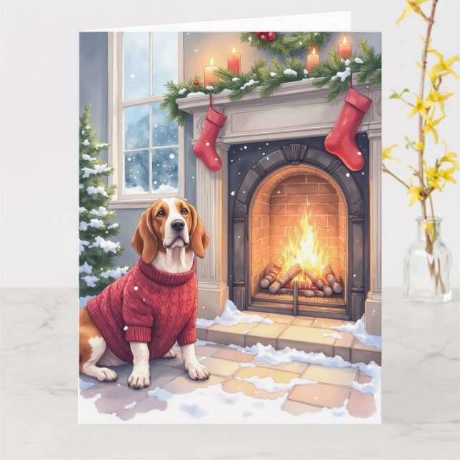 Tarjeta Watercolor Basset Hound Cozy Fireplace Christmas (flor amarilla)