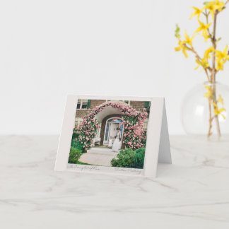 Tarjeta Where flowers bloom so does hope. 