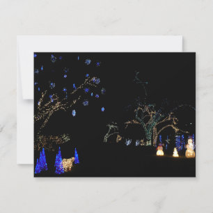 Tarjeta Winter Wonderland ilumina vacaciones azules y blan