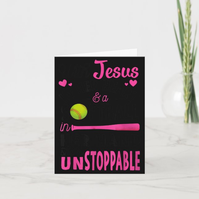 Tarjeta With Jesus In Her Heart And A Softball She Is Unst (Anverso)