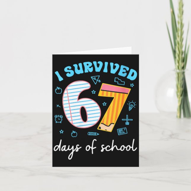 Tarjeta Womens I Survived 67 Days Of School Funny Meme Tea (Anverso)