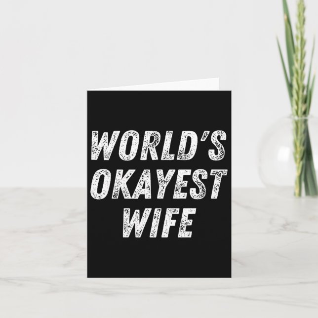 Tarjeta World's Okayest Wife, Funny Wife Birthday, New Bri (Anverso)