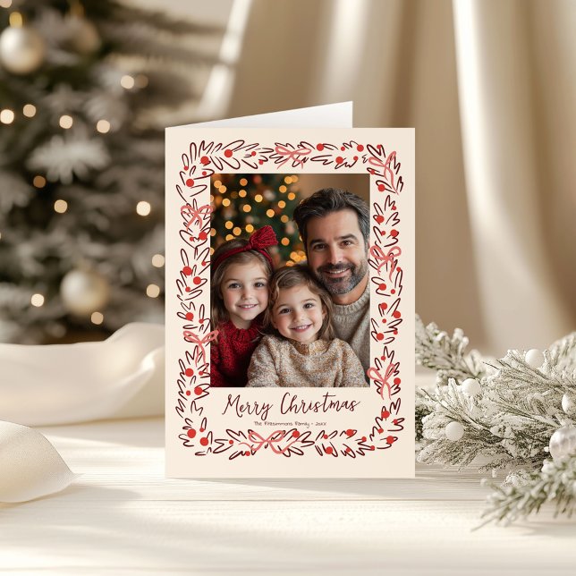 Tarjeta Wreath dibujada a mano y foto de arco de perrito (Whimsical Christmas Wreath holiday family photo folded card)