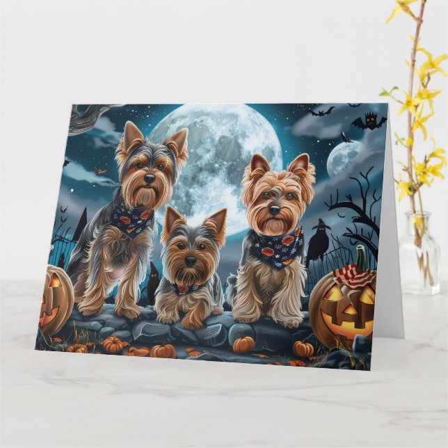 Tarjeta Yorkshire Terrier Halloween Spooky (flor amarilla)