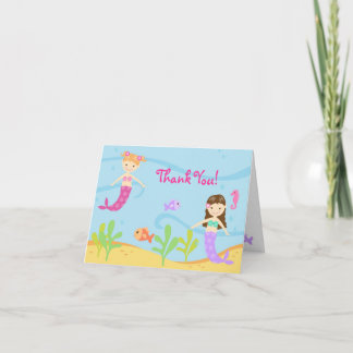 Tarjetas de agradecimiento dobladas para cumpleaño