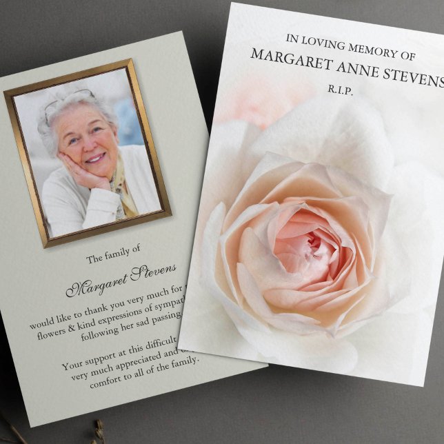 Tarjetas de agradecimiento funerales | Rosa hermos (Beautiful Rode Sympathy Memorial Funeral Thank You Card)