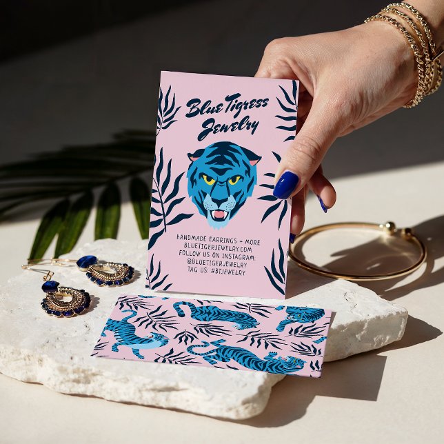 Tarjetas de aretes frescas de hojas tropicales de  (Pink blue tiger tropical leaves cool earring cards)