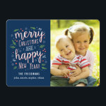 Tarjetas de fotos de color Feliz Feliz Editable<br><div class="desc">Celebre la temporada con esta moderna y elegante tarjeta de vacaciones de Berry Berry Sweet.</div>
