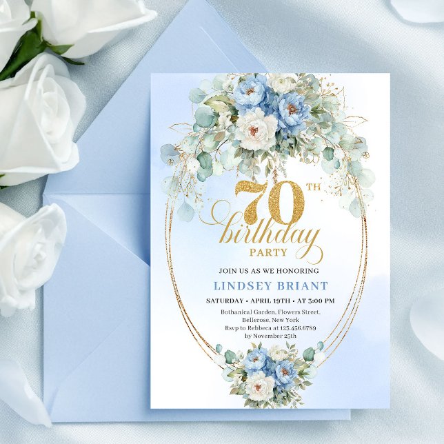 Tarjetas de Invitación de Cumpleaños 70 años Flore (Romantic Light Blue Flowers 70th Birthday Invitation Set

)