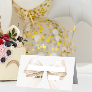 Tarjetas de lugar con lazo de crema beige   Elegan