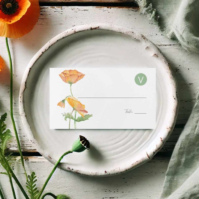 Tarjetas de lugar de boda con opción de comida flo (Watercolor orange poppy wedding place cards with meal choice by Do Tell A Belle)