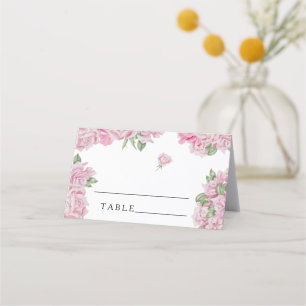Tarjetas de lugar de boda con rosas rosadas