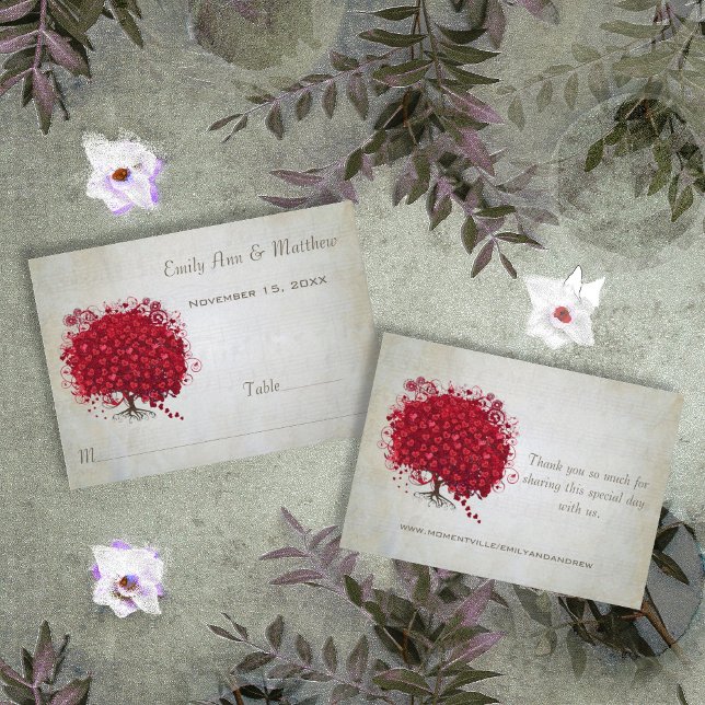 Tarjetas de mesa de árbol de hoja de corazón rojo (Subido por el creador)