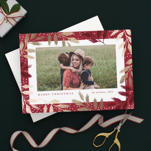 Tarjetas de Navidades de fotos de las elegantes ra (Elegant Red and Gold Foil Branch Frame Photo Christmas Holiday Magnetic Card.)