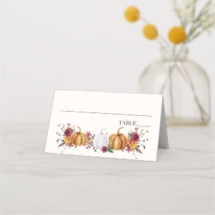 Tarjetas de nombre y lugar de calabazas de otoño