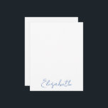 Tarjetas de notas con nombre y guión personalizado<br><div class="desc">Impresionantes por su simplicidad,  estas tarjetas de notas con nombre personalizadas y personalizadas presentan una tipografía de estilo manuscrito. En azul marino sobre blanco. El nombre es personalizable. Hace un regalo maravilloso para las fiestas,  las damas de honor,  la graduación y más. Parte de una colección de Parcel Studios.</div>