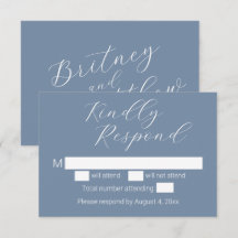 Tarjetas de RSVP de boda minimalistas en azul polv
