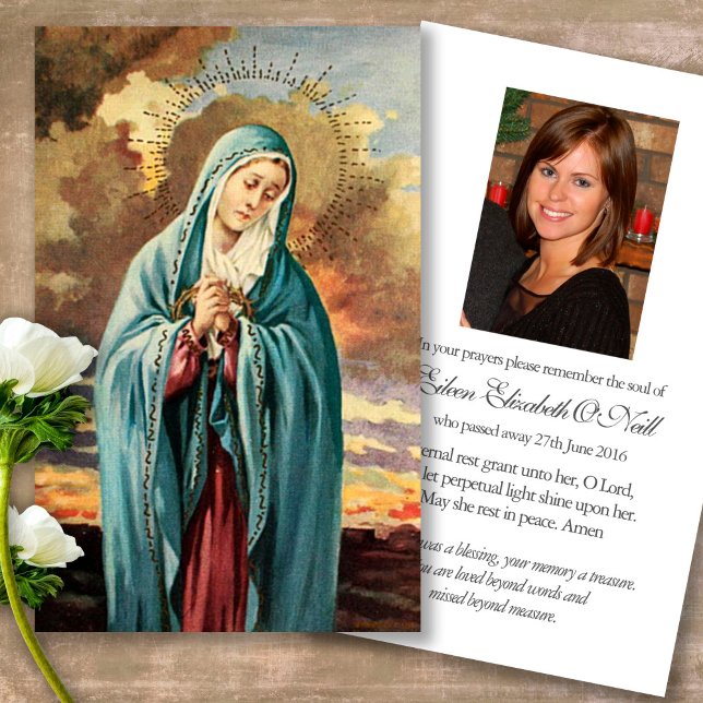 Tarjetas de simpatía de la madre Mary Pérdida fune (Forever in our hearts, celebration of life, in loving memory of, prayer cards for bereavement)