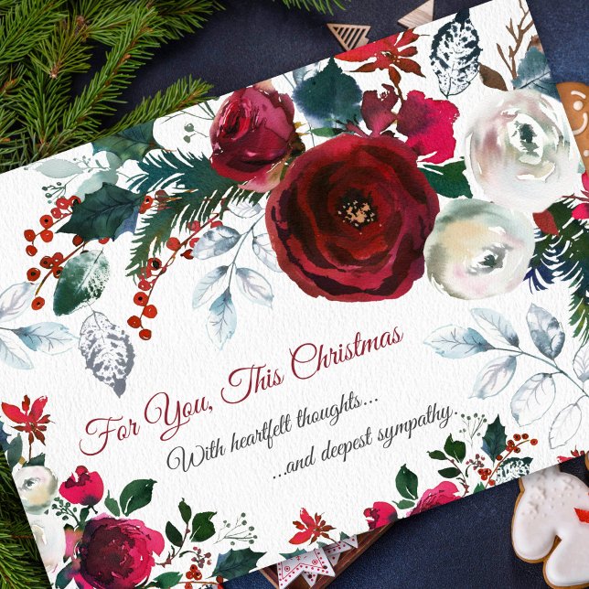 Tarjetas de vacaciones de Navidades de simpatía |  (Holy, Berries and Roses Christmas Thinking of You Sympathy Card)