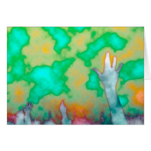 Tarjetas enrrolladas de las manos